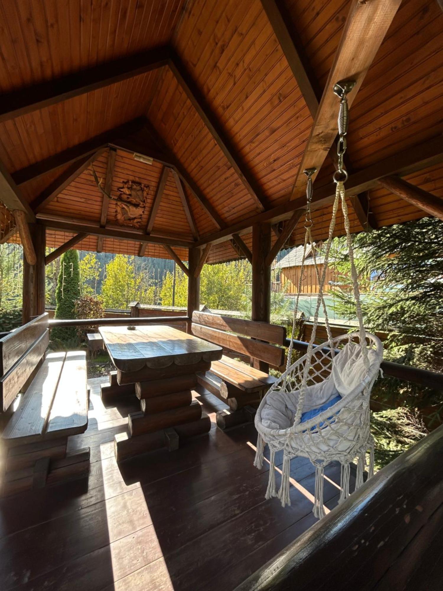 Guest House Kaspiy Bukovel Esterno foto