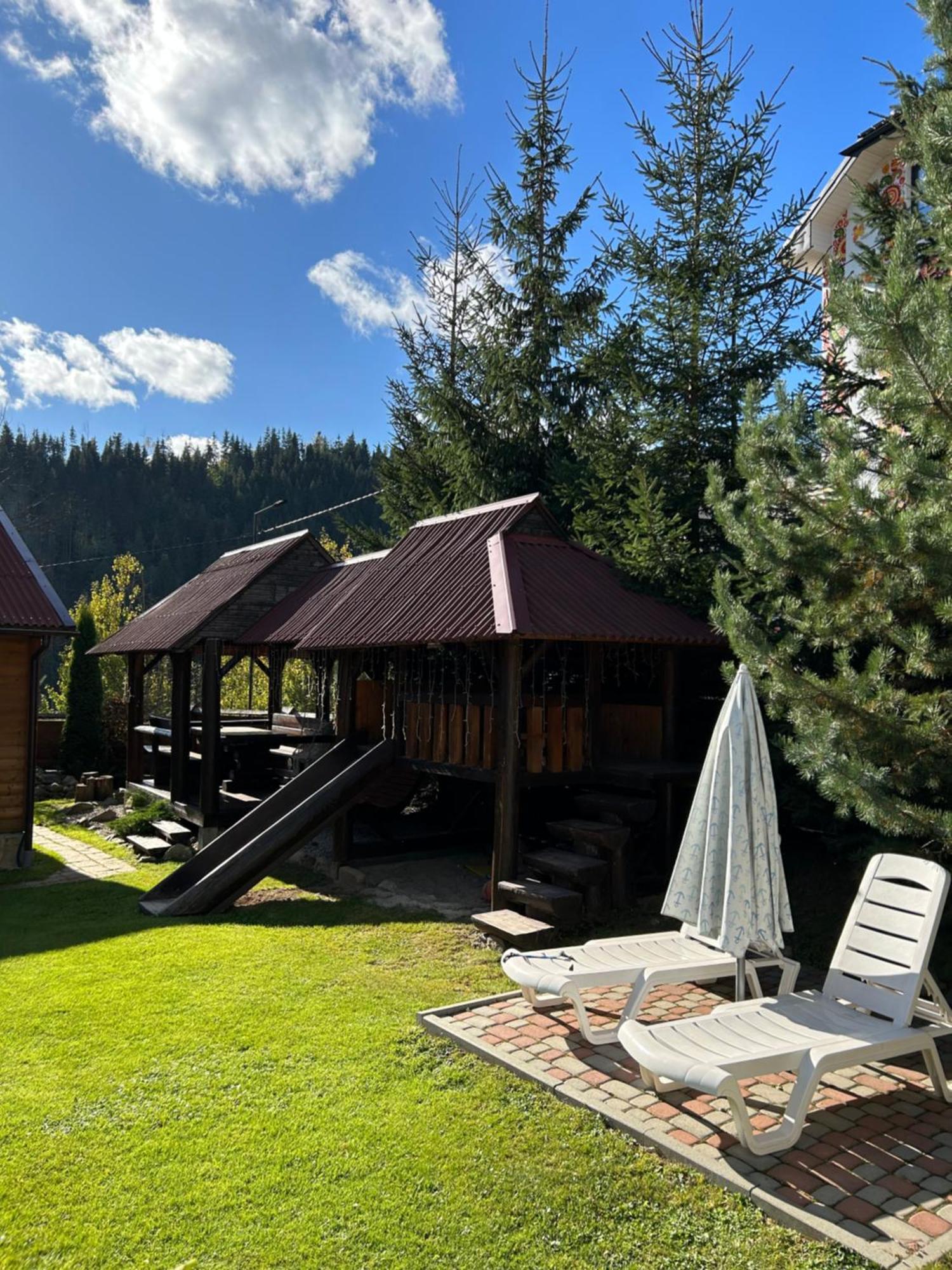 Guest House Kaspiy Bukovel Esterno foto