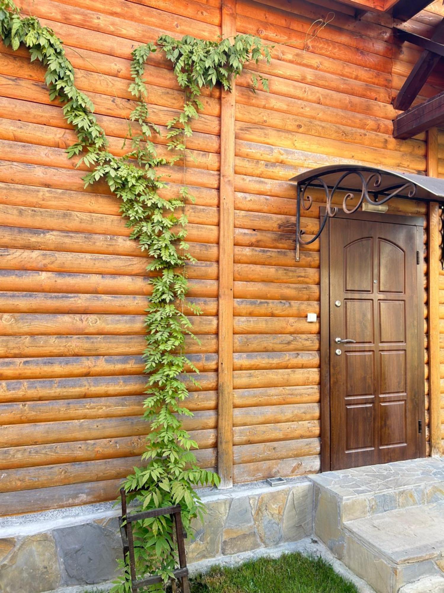 Guest House Kaspiy Bukovel Esterno foto