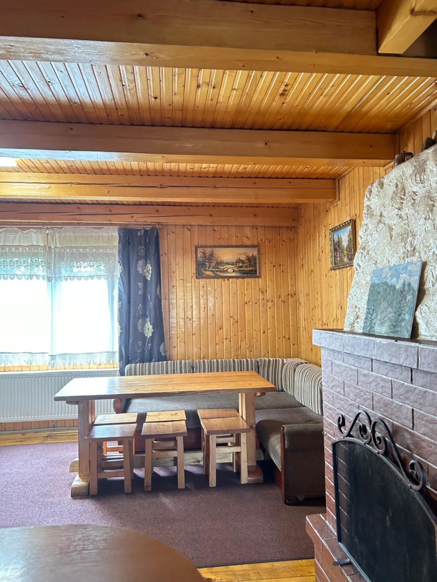 Guest House Kaspiy Bukovel Esterno foto
